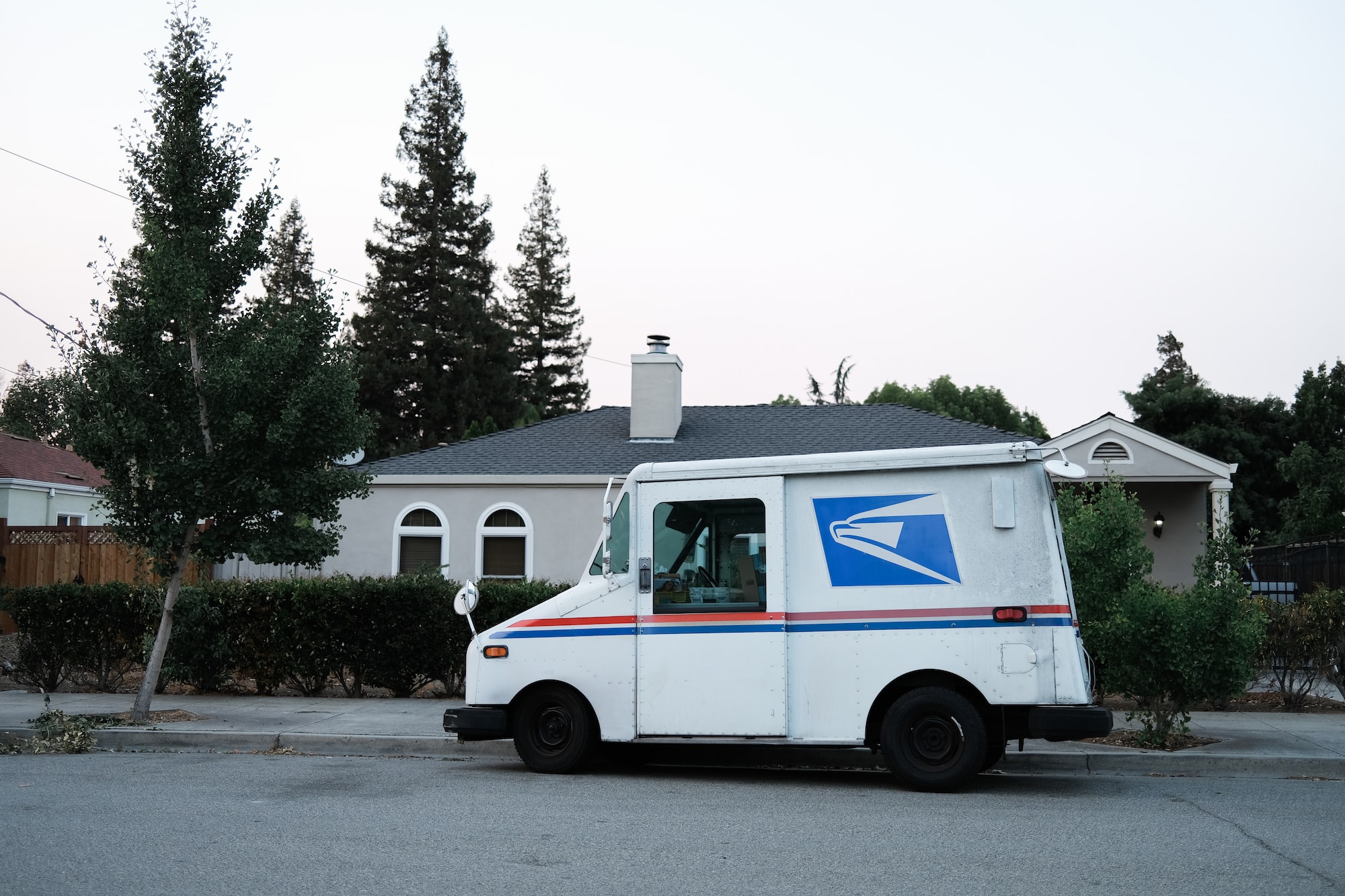 USPS Tracking: Easy Guide To Real-Time Package